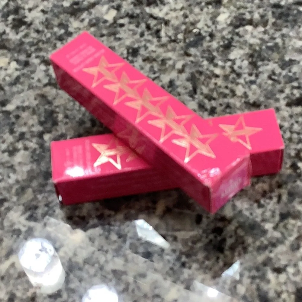 Jeffree Star Velour Liquid Lipcolor in Cavity